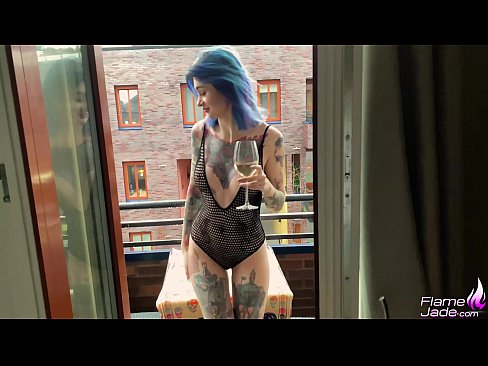 ❤️ Te kotiro tino nui e ngotea ana me te karepe me te whana i raro i te rangi tuwhera ️❌ Porno i mi.porngifmag.ru ☑